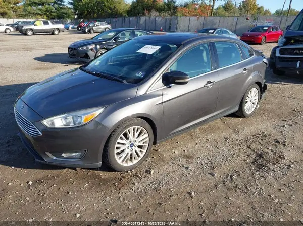 1FADP3J2XHL250795 2017 FORD FOCUS - Image 2
