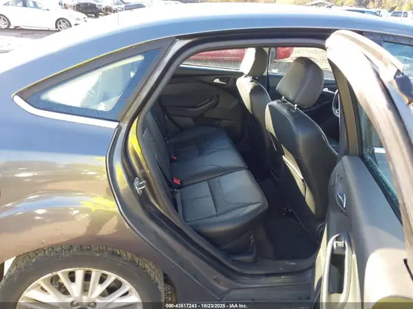 1FADP3J2XHL250795 2017 FORD FOCUS - Image 8