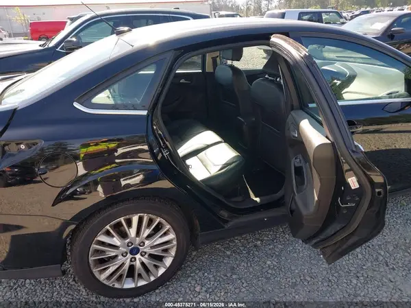 1FADP3J2XHL272621 2017 FORD FOCUS - Image 8