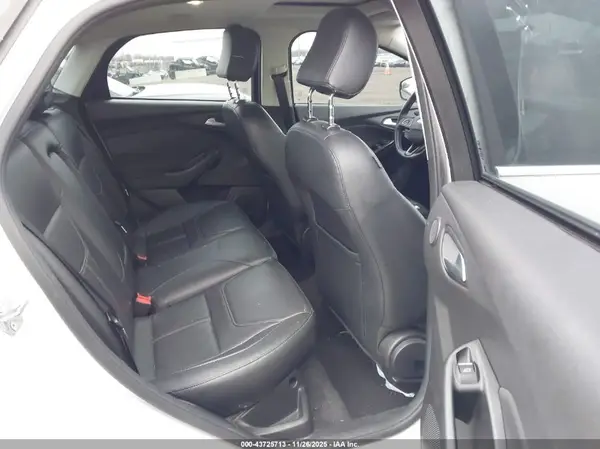 1FADP3J2XHL336558 2017 FORD FOCUS - Image 8