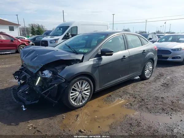 1FADP3J2XJL210089 2018 FORD FOCUS - Image 2