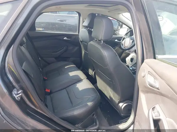 1FADP3J2XJL210089 2018 FORD FOCUS - Image 8