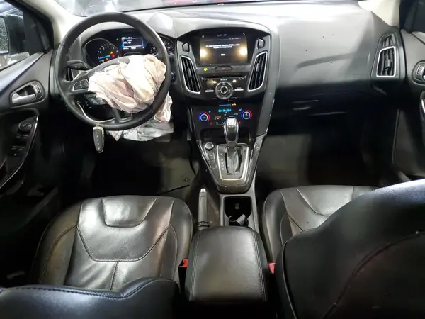 1FADP3J2XJL230410 2018 FORD FOCUS - Image 8