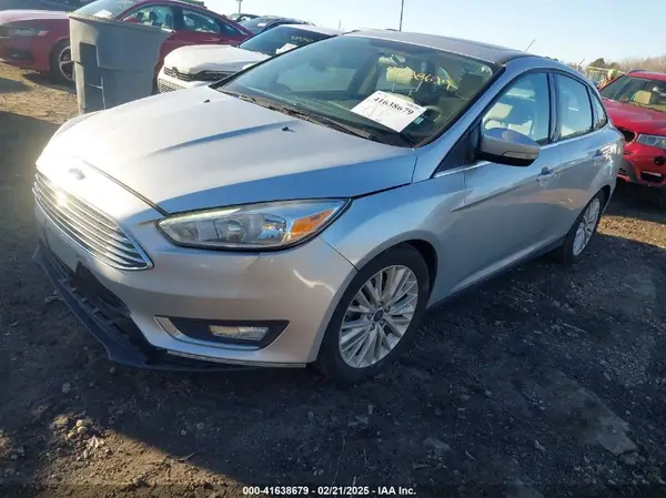 1FADP3J2XJL249894 2018 FORD FOCUS - Image 2