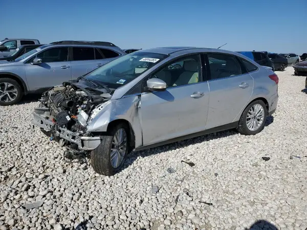 1FADP3J2XJL271782 2018 FORD FOCUS - Image 1