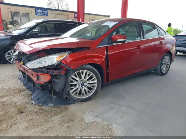 1FADP3J2XJL294348 2018 FORD FOCUS - Image 2