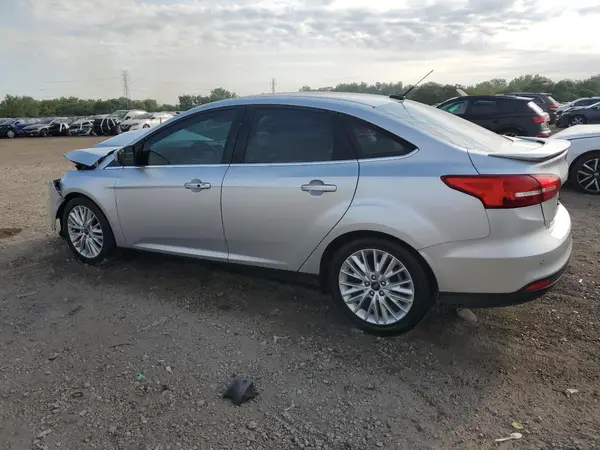 1FADP3J2XJL294611 2018 FORD FOCUS - Image 2