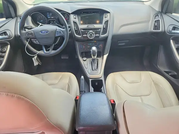 1FADP3J2XJL294754 2018 FORD FOCUS - Image 8