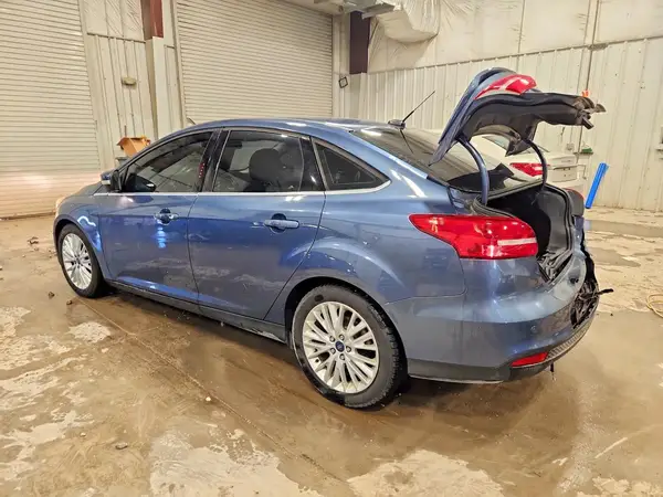 1FADP3J2XJL300262 2018 FORD FOCUS - Image 2