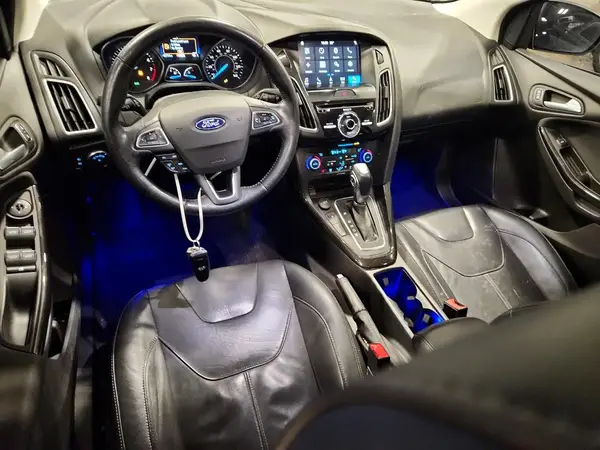 1FADP3J2XJL300262 2018 FORD FOCUS - Image 8