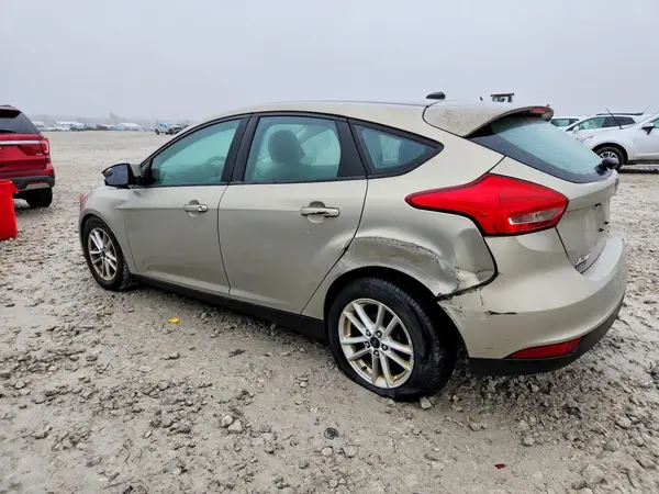 1FADP3K20GL203904 2016 FORD FOCUS - Image 2