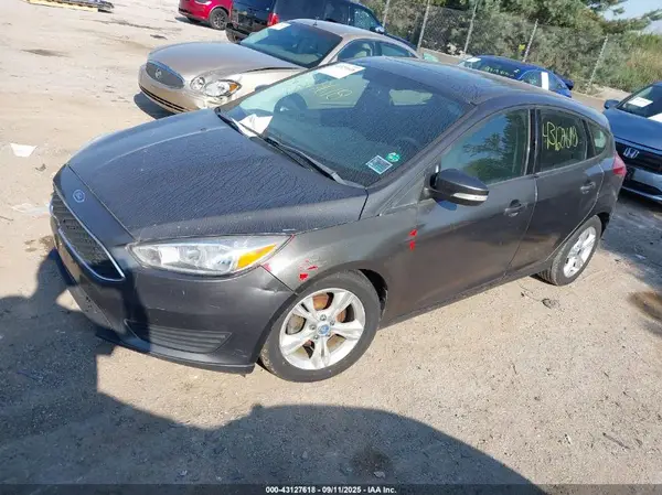 1FADP3K20GL217690 2016 FORD FOCUS - Image 2