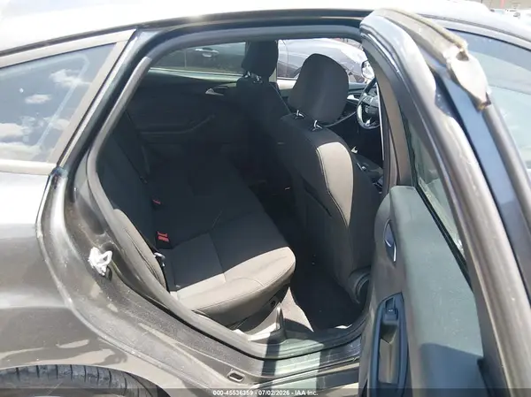 1FADP3K20GL237891 2016 FORD FOCUS - Image 8
