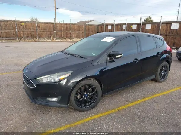 1FADP3K20GL253685 2016 FORD FOCUS - Image 2