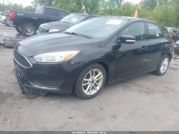 1FADP3K20GL255615 2016 FORD FOCUS - Image 2
