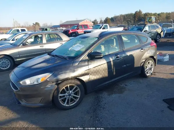 1FADP3K20GL257154 2016 FORD FOCUS - Image 2