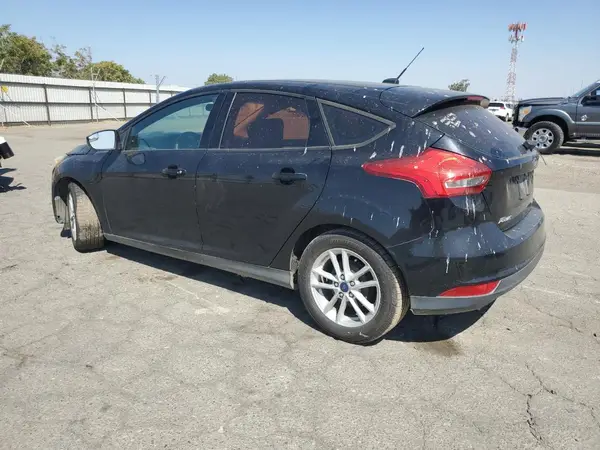 1FADP3K20GL271944 2016 FORD FOCUS - Image 2