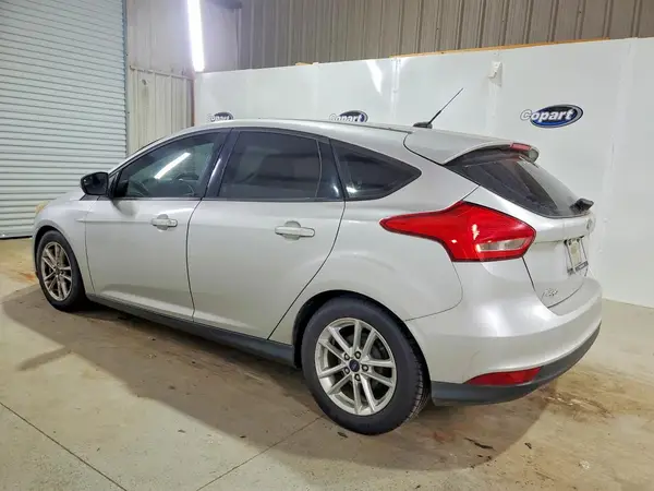 1FADP3K20GL277260 2016 FORD FOCUS - Image 2
