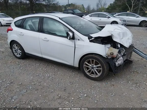 1FADP3K20GL283804 2016 FORD FOCUS - Image 1