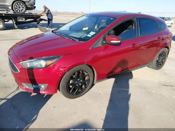 1FADP3K20GL302836 2016 FORD FOCUS - Image 2