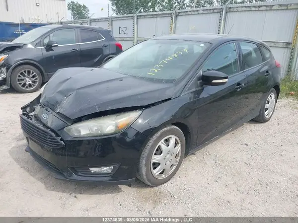 1FADP3K20GL316901 2016 FORD FOCUS - Image 2