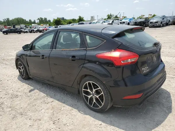 1FADP3K20GL319068 2016 FORD FOCUS - Image 2