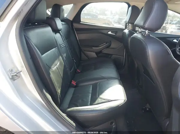 1FADP3K20GL326621 2016 FORD FOCUS - Image 8