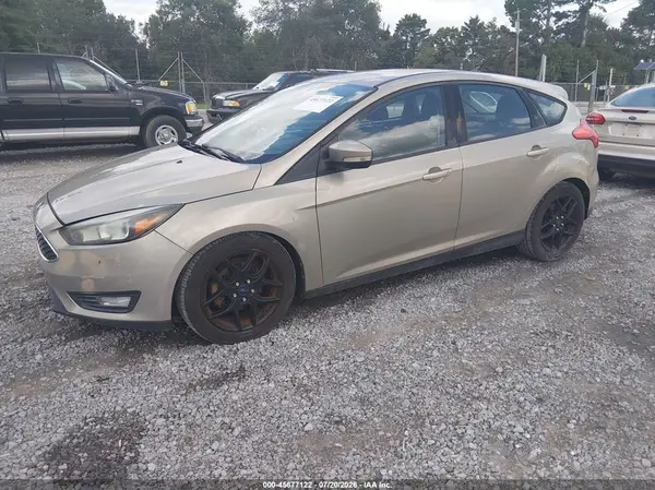 1FADP3K20GL329602 2016 FORD FOCUS - Image 2