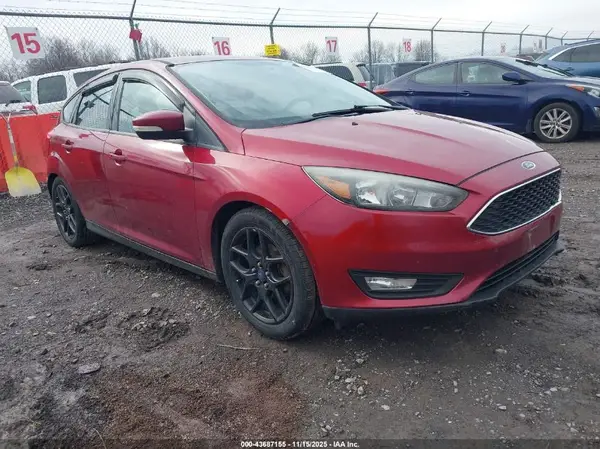 1FADP3K20GL332886 2016 FORD FOCUS - Image 1
