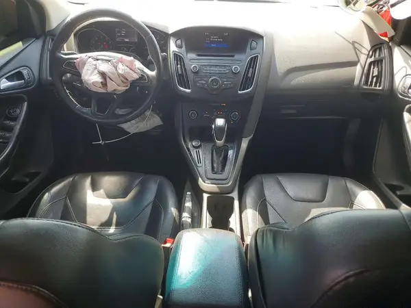1FADP3K20GL339675 2016 FORD FOCUS - Image 8