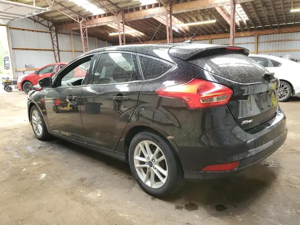 1FADP3K20GL341586 2016 FORD FOCUS - Image 2