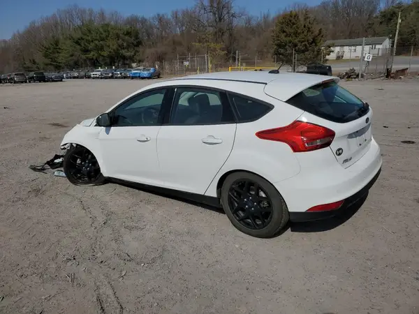 1FADP3K20GL347467 2016 FORD FOCUS - Image 2