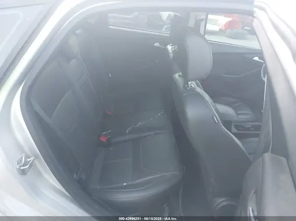 1FADP3K20GL360476 2016 FORD FOCUS - Image 8
