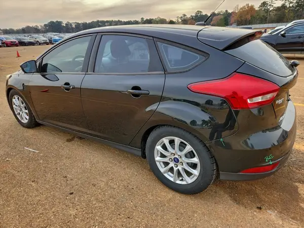 1FADP3K20GL360588 2016 FORD FOCUS - Image 2