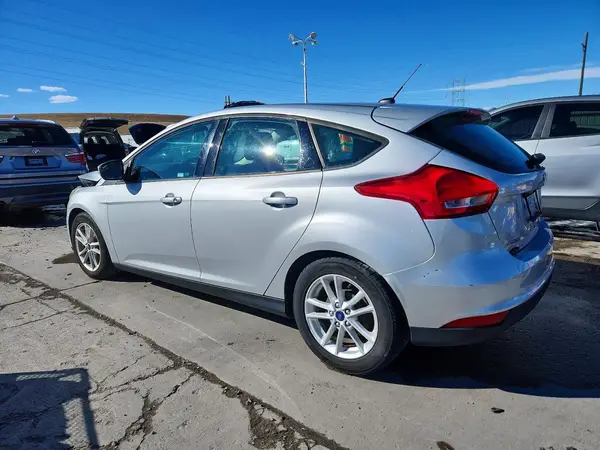 1FADP3K20GL361594 2016 FORD FOCUS - Image 2