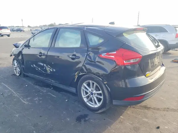 1FADP3K20GL377052 2016 FORD FOCUS - Image 2