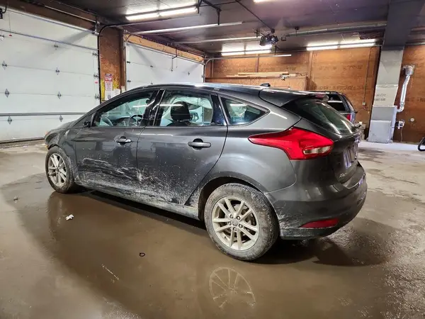 1FADP3K20GL377133 2016 FORD FOCUS - Image 2