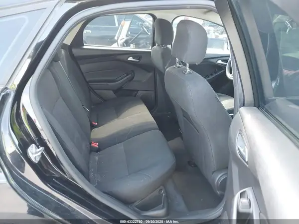 1FADP3K20GL387189 2016 FORD FOCUS - Image 8