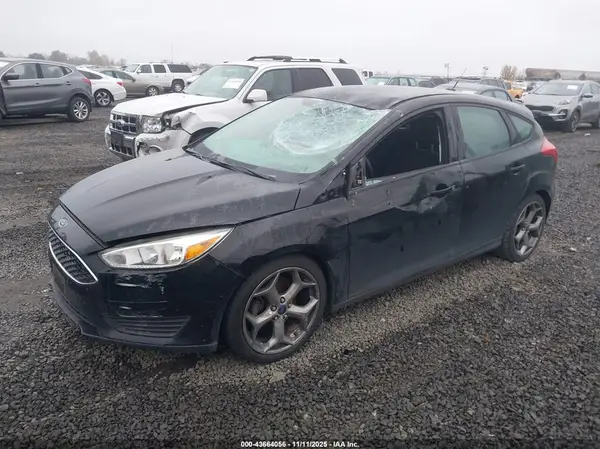 1FADP3K20GL388228 2016 FORD FOCUS - Image 2