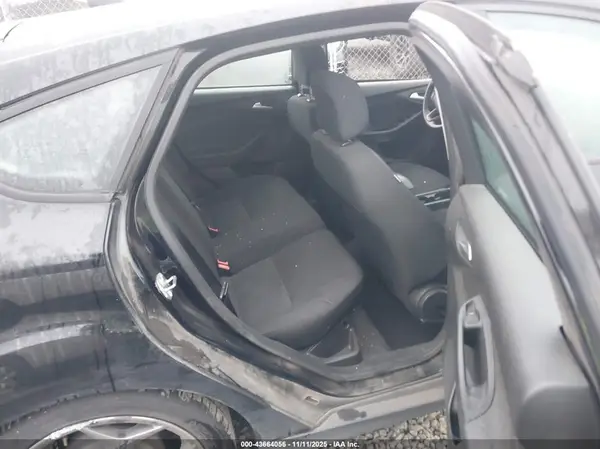 1FADP3K20GL388228 2016 FORD FOCUS - Image 8