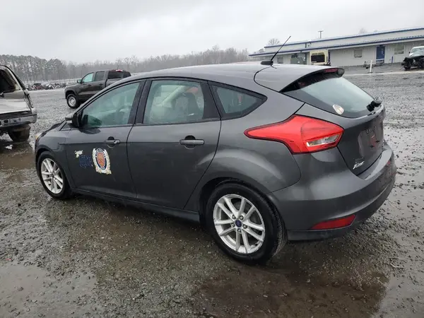 1FADP3K20GL389606 2016 FORD FOCUS - Image 2