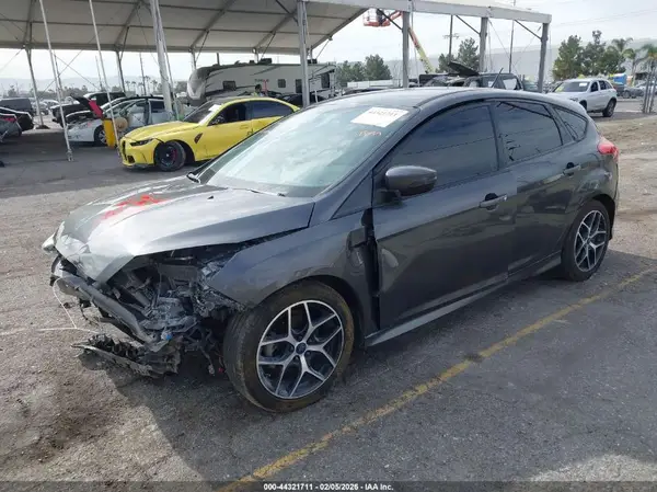 1FADP3K20GL399231 2016 FORD FOCUS - Image 2