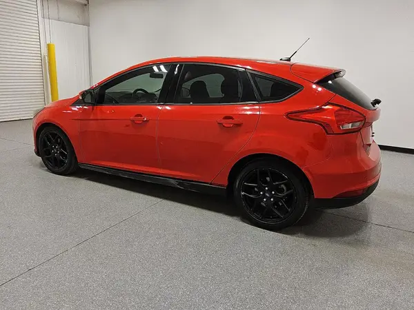 1FADP3K20GL405822 2016 FORD FOCUS - Image 2