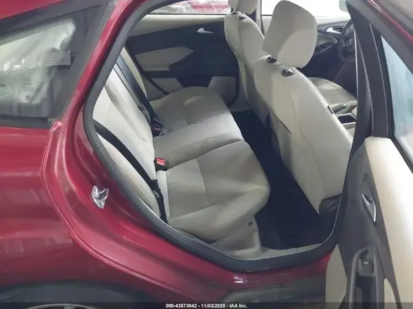 1FADP3K20HL221594 2017 FORD FOCUS - Image 8