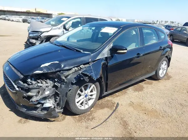 1FADP3K20HL246575 2017 FORD FOCUS - Image 2