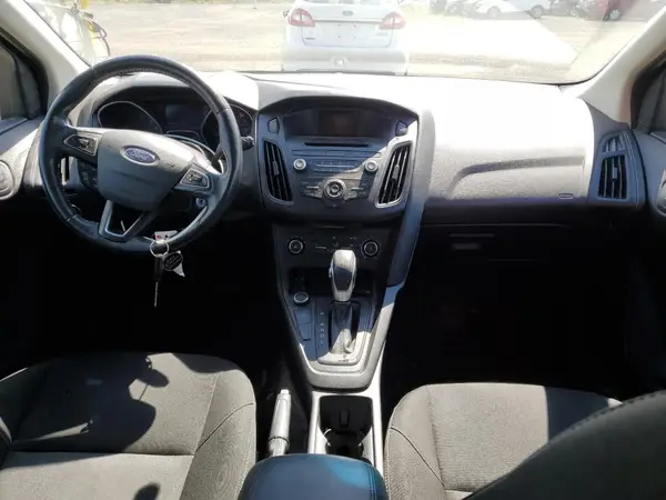 1FADP3K20HL250139 2017 FORD FOCUS - Image 8
