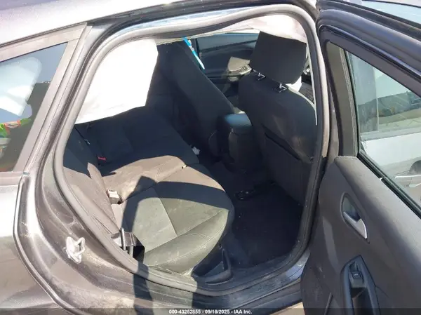 1FADP3K20HL259133 2017 FORD FOCUS - Image 8