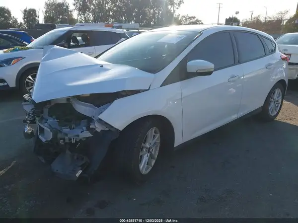 1FADP3K20HL263702 2017 FORD FOCUS - Image 2