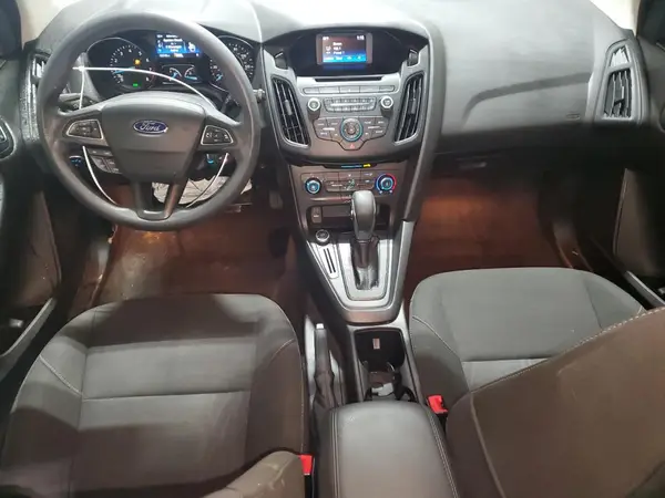1FADP3K20HL277275 2017 FORD FOCUS - Image 8