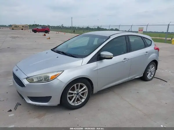 1FADP3K20HL278880 2017 FORD FOCUS - Image 2